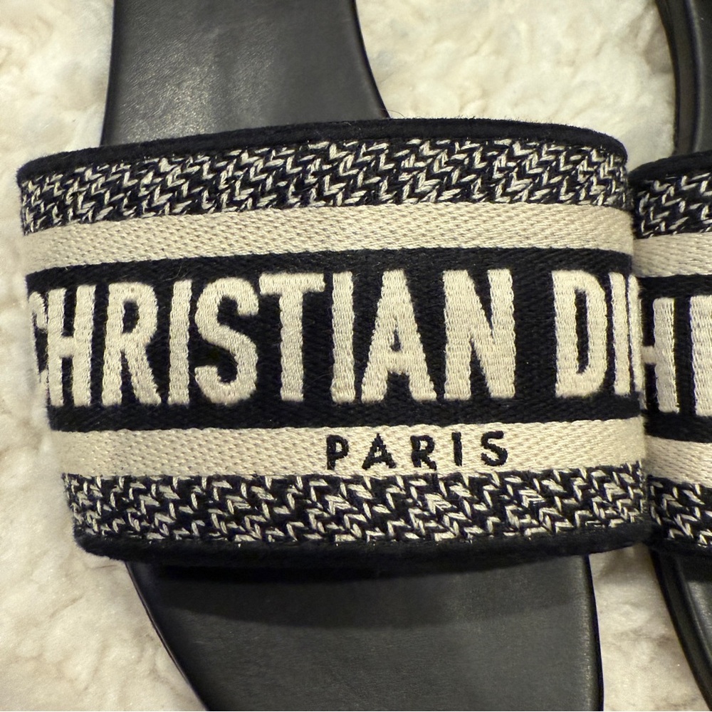Dior Black Dway Sandals Slides🖤 - Picture 5 of 7